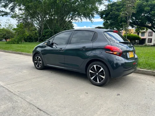 Peugeot 208 1.6 Allure Vti