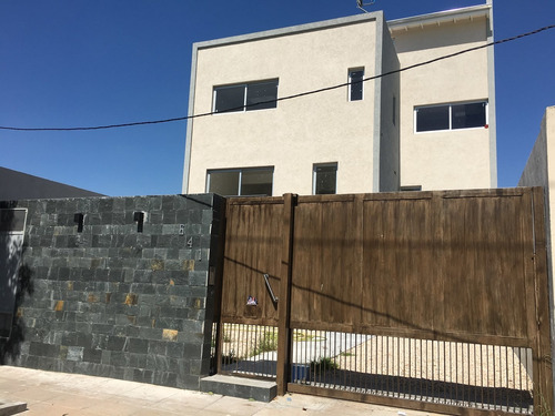 Imagen 1 de 12 de Departamento En Venta Ubicado En Villa Morra, Pilar, G.b.a. Zona Norte