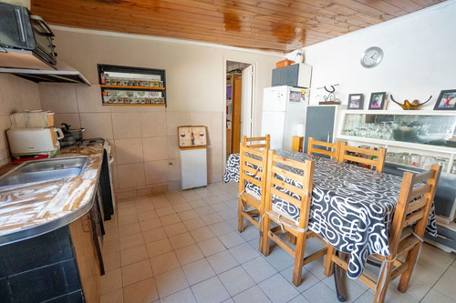 Venta De Casa Multifamiliar En Ituzaingó