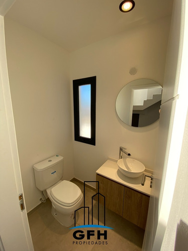 Imagen 9 de 21 de Duplex 3 Dormitorios Con Vestidor!