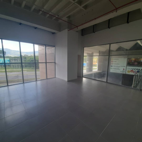 Imagen 3 de 14 de Alquiler Oficina Torre World Trade Center Naguanagua