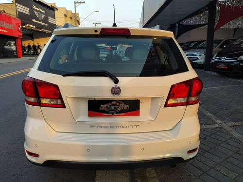 Fiat Freemont 2.4 Precision 16v Gasolina 4p Automático