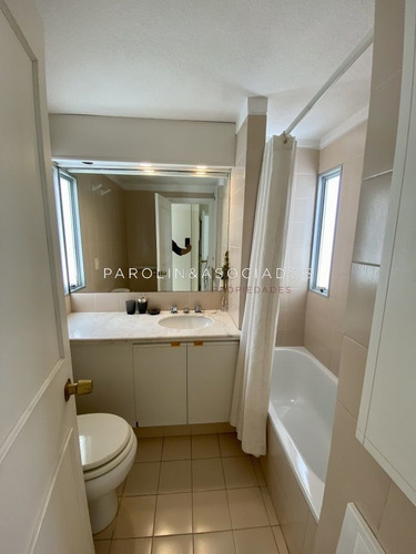Imagen 18 de 24 de Venta De Apartamento De 2 Dormitorios En Edificio Torre Marina Punta Del Este