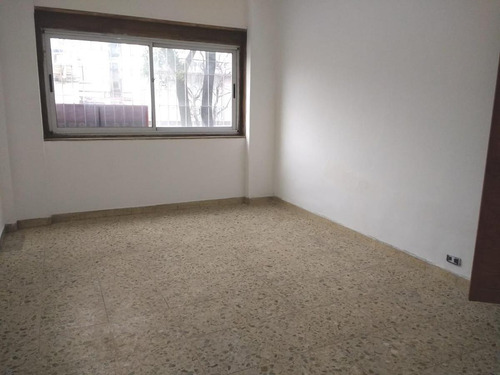 Imagen 1 de 12 de Departamento En Venta De 3 Ambientes En San Telmo