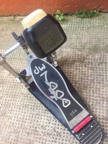 Pedal Simple Bombo Dw 7000 Impecable!