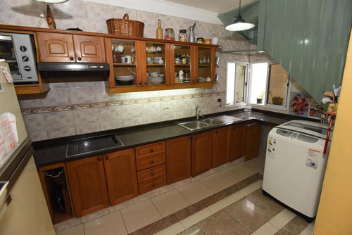 Venta Casa 4 Amb En Flores Cochera, Apto Credito