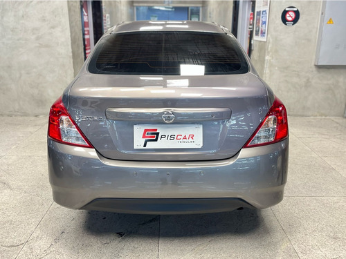 Nissan Versa 1.6 16V FLEX SV 4P MANUAL