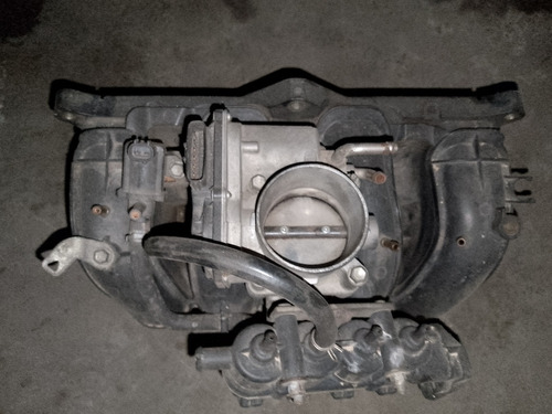 Cuerpo De Aceleración Toyota Hailux 2 7