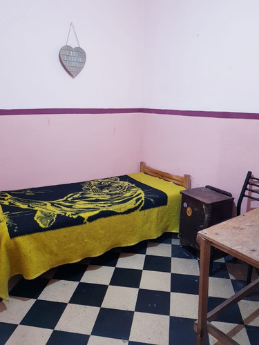Alquiler De Habitaciones En Hotel Familiar