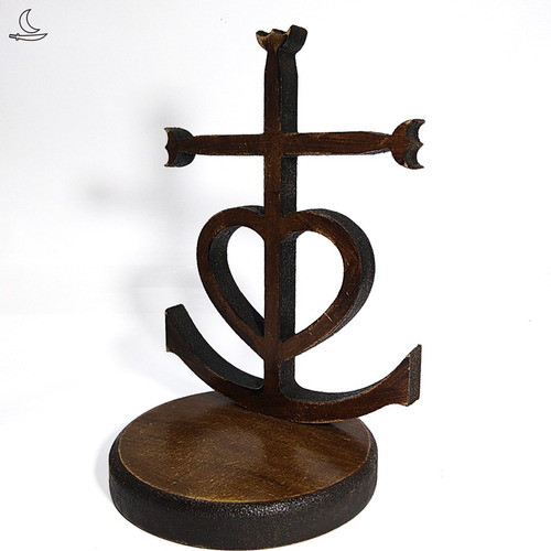 Imagem 3 de 7 de Mini Altar De Mesa Cruz De Camargue - Pátina