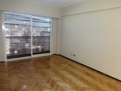 Imagen 4 de 15 de ¡hermoso 2 Ambientes Con Gran Vista En Caballito!