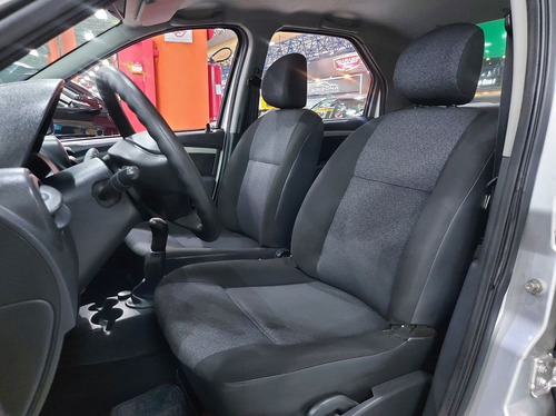 Imagem 15 de 17 de Renault Logan 1.6 Privilege 8v