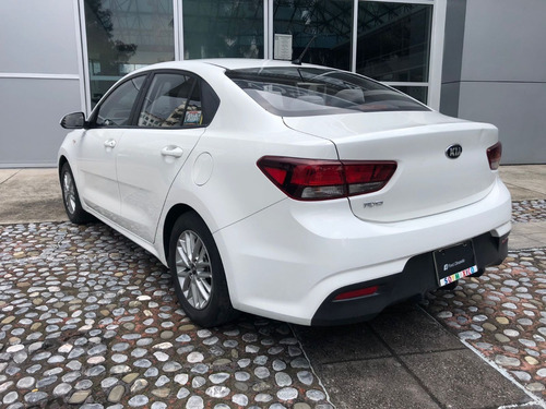 Imagen 5 de 13 de Kia Rio 2018 1.6 Lx Sedan At