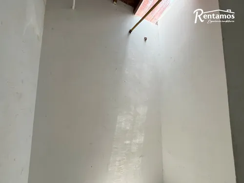 Casa En Venta En Loma De Los Parra. Cod V775671