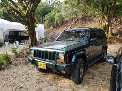 Jeep Cherokee 4.0 Laredo Fl