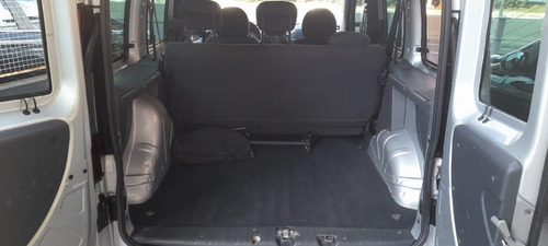 Imagem 5 de 9 de Fiat Doblò Hlx 1.8 8v - 2008