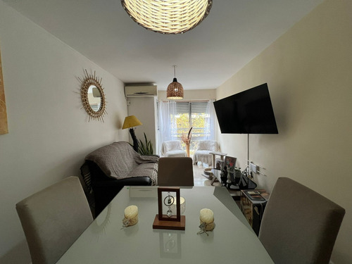 Venta Apartamento 2 Dormitorios Con Garage Rentado Centro