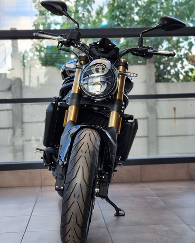 Imagen 9 de 25 de Benelli 752 S - Mejor Contado - Ahora 12/18 No Mt-07 Z400 F