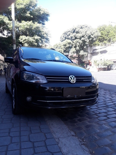 Volkswagen Suran Trendline 1.6 Año 2011 Permuto Y Financio!