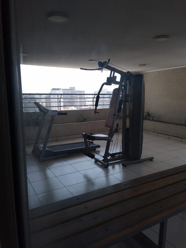 Arriendo Estudio Central ¡a Solo Pasos Del Metro Santa Ana!