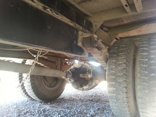 Imagen 6 de 9 de Mercedes Benz 1518