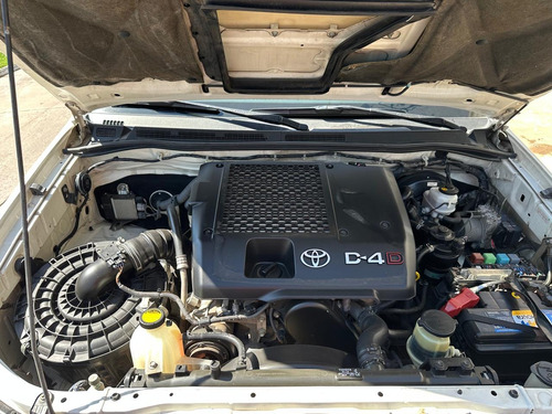 Toyota Hilux Pick-up 3.0 Cd Srv 171cv 4x4