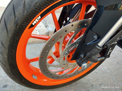 Imagen 17 de 18 de Ktm Duke 390