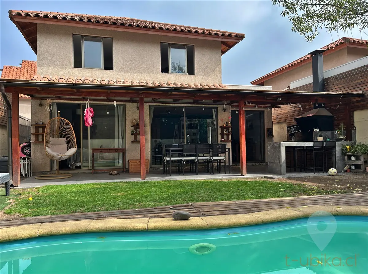 Imagen 2 de 22 de Arriendo Casa 4d/3b En Condominio Las Malvas, Peñalolén