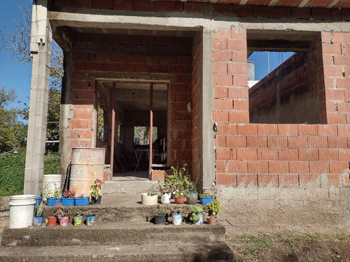 Local - Villa Parque Siquiman