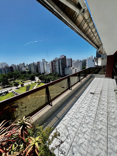 Increíble Piso Con Terraza Privada Y Vista A Plaza Mitre