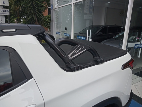 Fiat Toro 2.0 Freedom 4x4 Aut. 4p Automática
