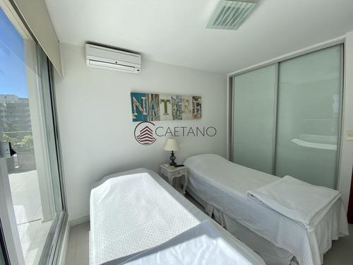 Imagen 7 de 14 de Apartamento A Pasos Del Puero.