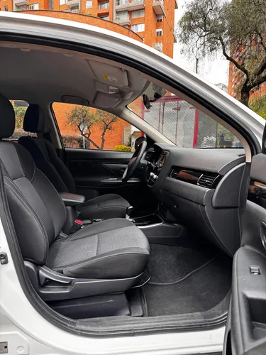 Mitsubishi Outlander 2.0 Kaiteki
