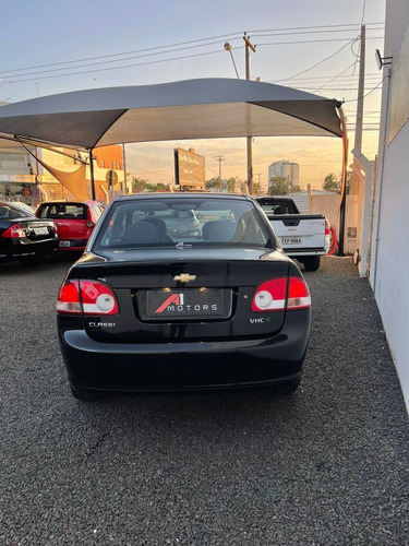 Imagem 5 de 14 de Chevrolet Classic Sedan 1.0 4p Vhce Flex Ls