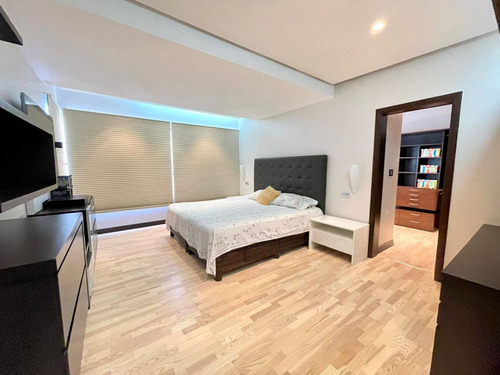 Imagen 24 de 27 de Av-1020 Zona Este Penthouse Edificio Alfa Sector La Lago