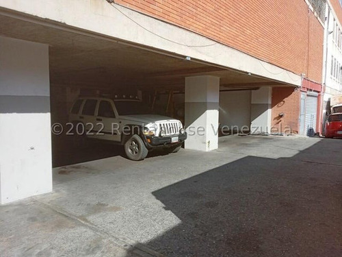 En Alquiler Piso Industrial / Depósito / Showroom / Oficina 720 Mts Boleita Norte Con Ascensor De Carga 24-6680 Mvg
