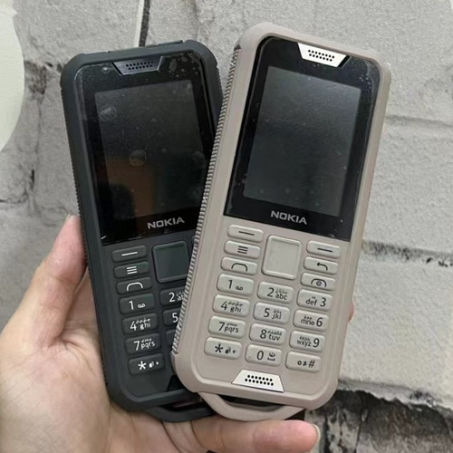 Resistente Teléfono Para Personas Mayores Función Exterior