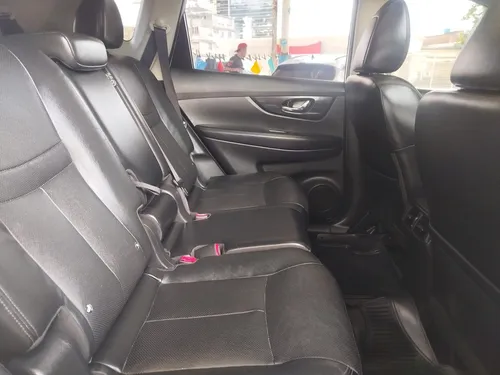 Nissan X-Trail 2.5 Exclusive