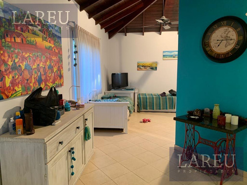 Casa En Venta En Mapuche Country Club, Pilar