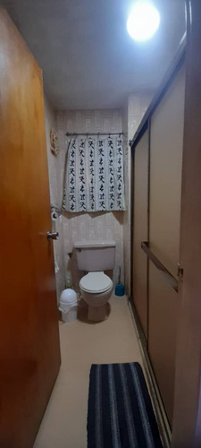 Apartamento En Venta, Los Teques Urb. Simón Bolivar 18$ Mil