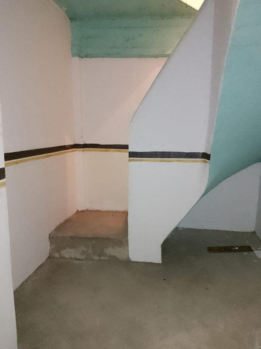 Imagen 8 de 15 de Venta Local Comercial Con Deposito Parque Patricios