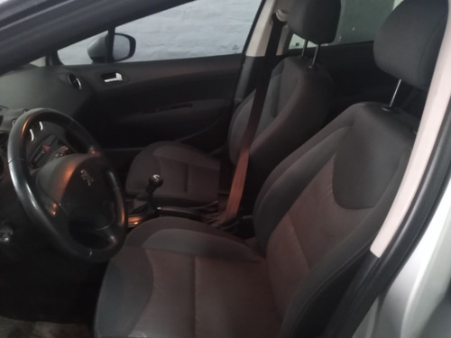 Imagen 6 de 14 de Peugeot 308 2016 1.6 Active