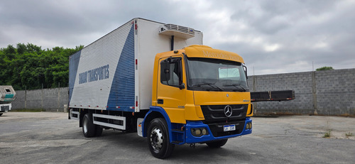Mb Atego 1726 2013 Bau Compartilhado Plataforma Hidraulica