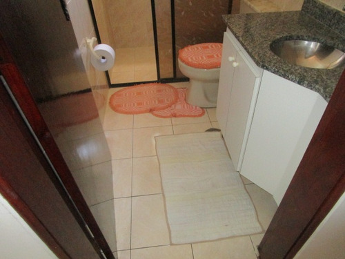 Aluga-se Apartamento De 1 Dormitório. Próximo À Praia!!