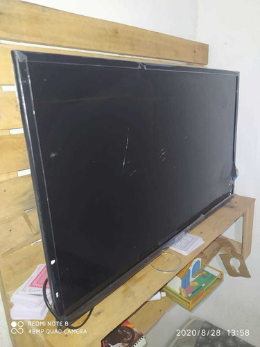 Tv Tcl 32 Pol Com A Tela Quebrada Com Nota Fiscal Mês De Us