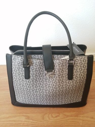 Bolsa Guess Color Negro Y Gris 100% Original