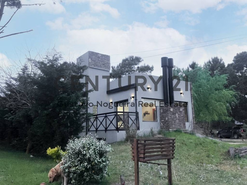 Imagen 4 de 23 de Casa En Venta En Costa Del Este - Oportunidad