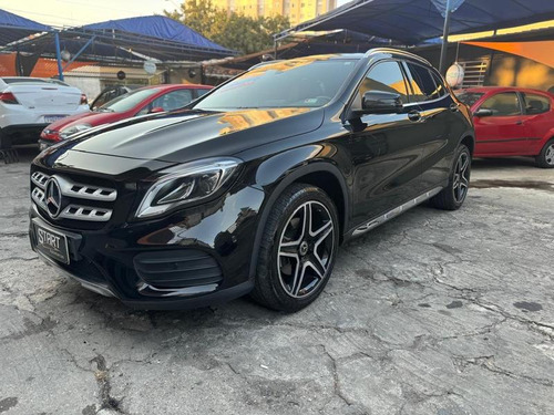 Mercedes-Benz D 250 Mercedes-Benz GLA 250  Sport