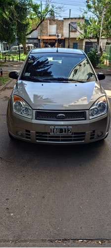 Ford Fiesta 1.6 Ambiente Mp3