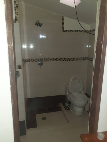 Imagen 13 de 16 de Town Houses En El Conj. Res Nueva Casarapa La Laguna Parte Baja , Guarenas